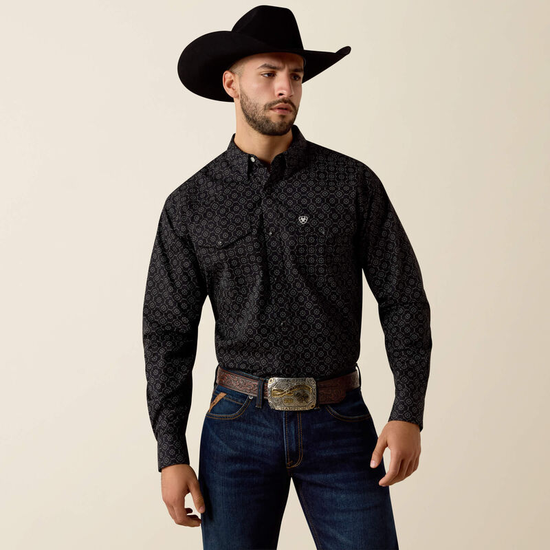 Ariat® Men's "Fritz" Western Shirt - Black Medallion Print