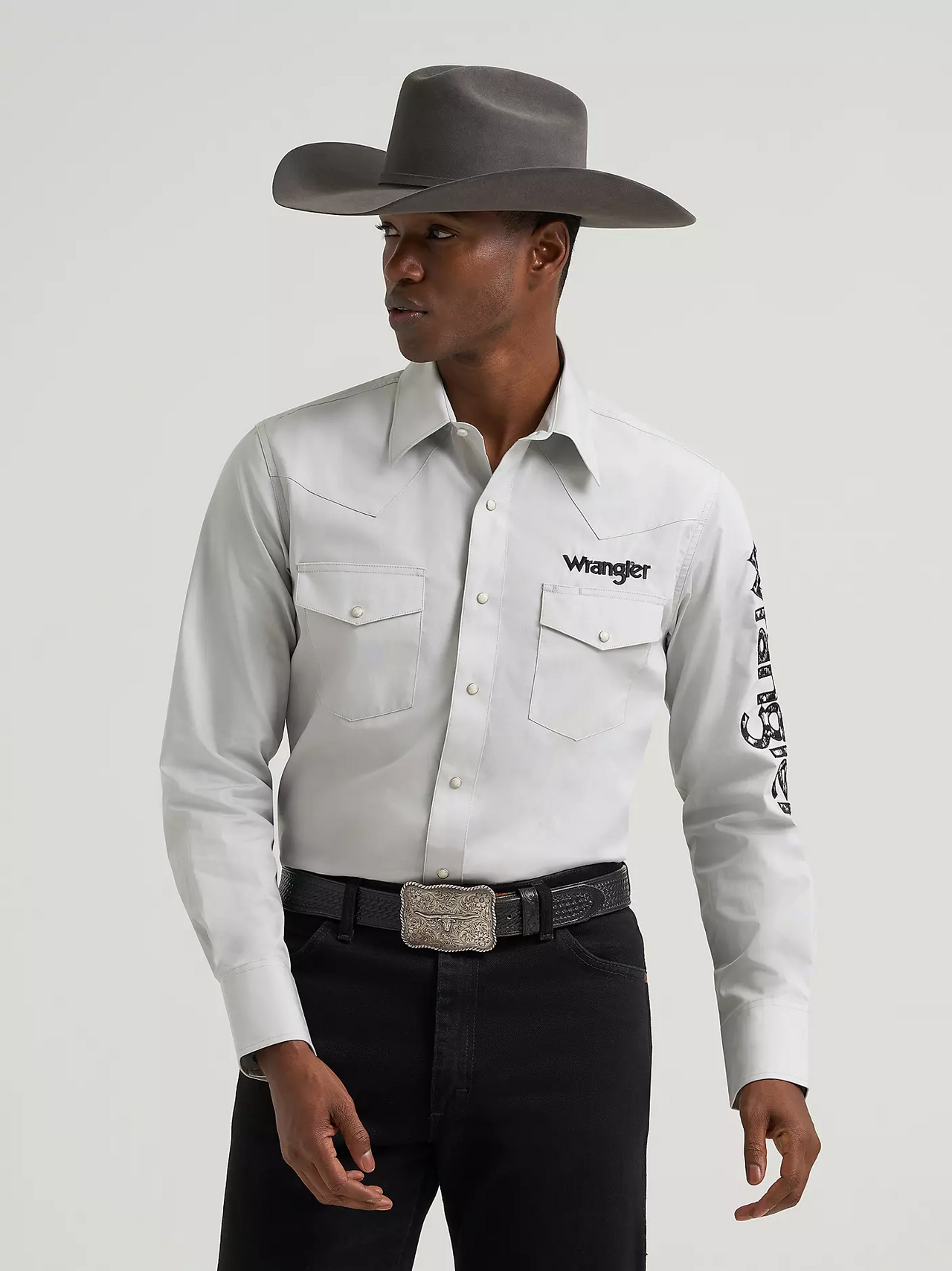 Wrangler® Men's Logo Long Sleeve Snap Shirt - Grey