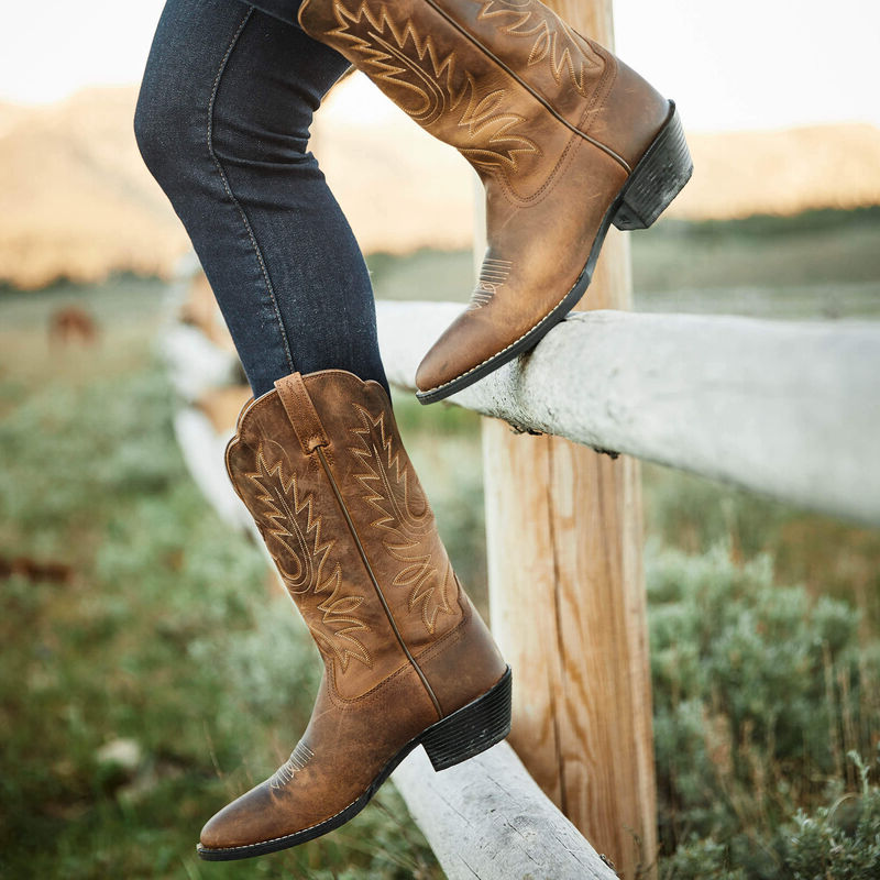 Ariat® Women's “Heritage Western R-Toe” Cowboy Boots - Distressed Brown