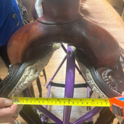 Used 16" Pleasure/Trail/Roping Western Saddle