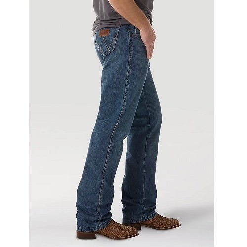 Wrangler® Men's Retro Relaxed Fit Jeans - True Blue