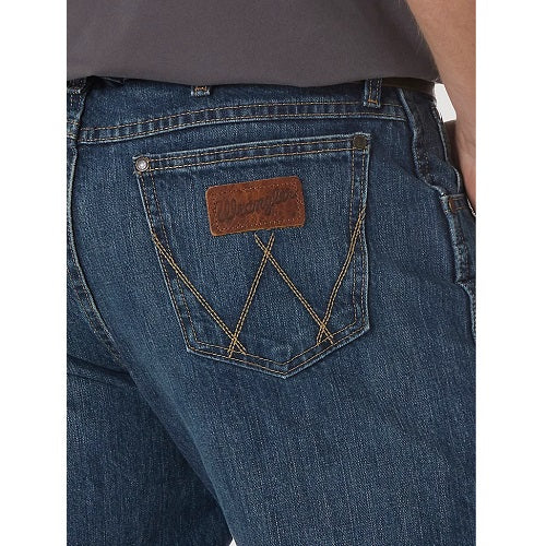 Wrangler® Men's Retro Relaxed Fit Jeans - True Blue